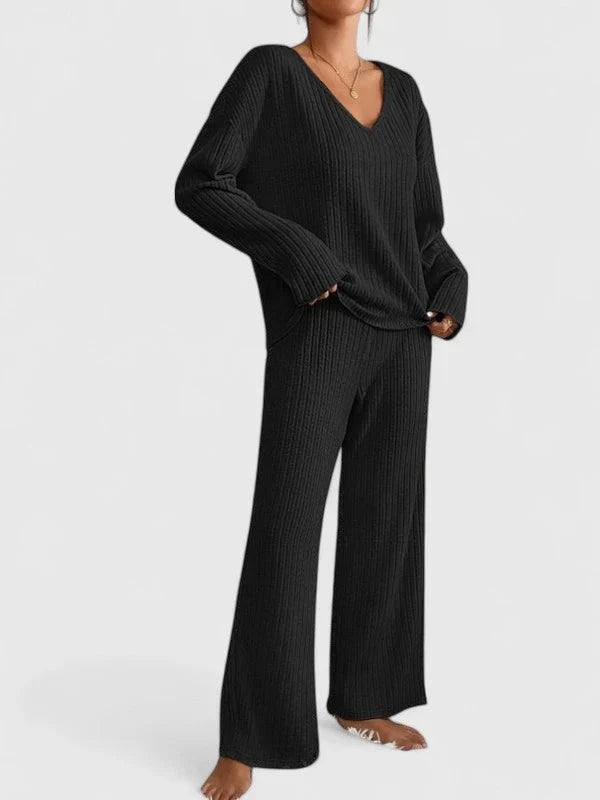 ADDISON | V-NECK KNIT SWEATER & WIDE-LEG PANTS SET