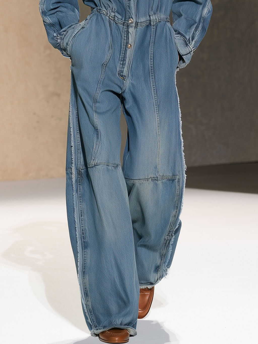 Fashionable Retro Frayed Faded Blue Denim Long-sleeved Wide-leg Jumpsuit