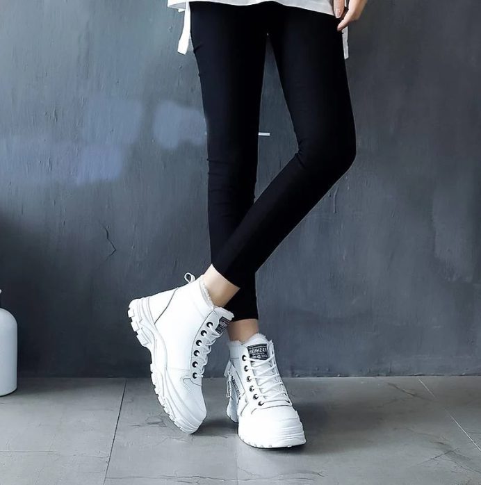 Olwen | Sherpa-Lined Lace-Up Winter Ankle Boots for Women