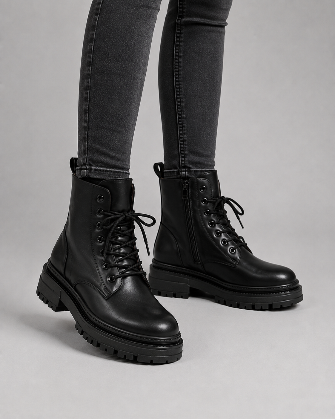 Roberta | Ankle Snow Boots with Lace-Up for Women