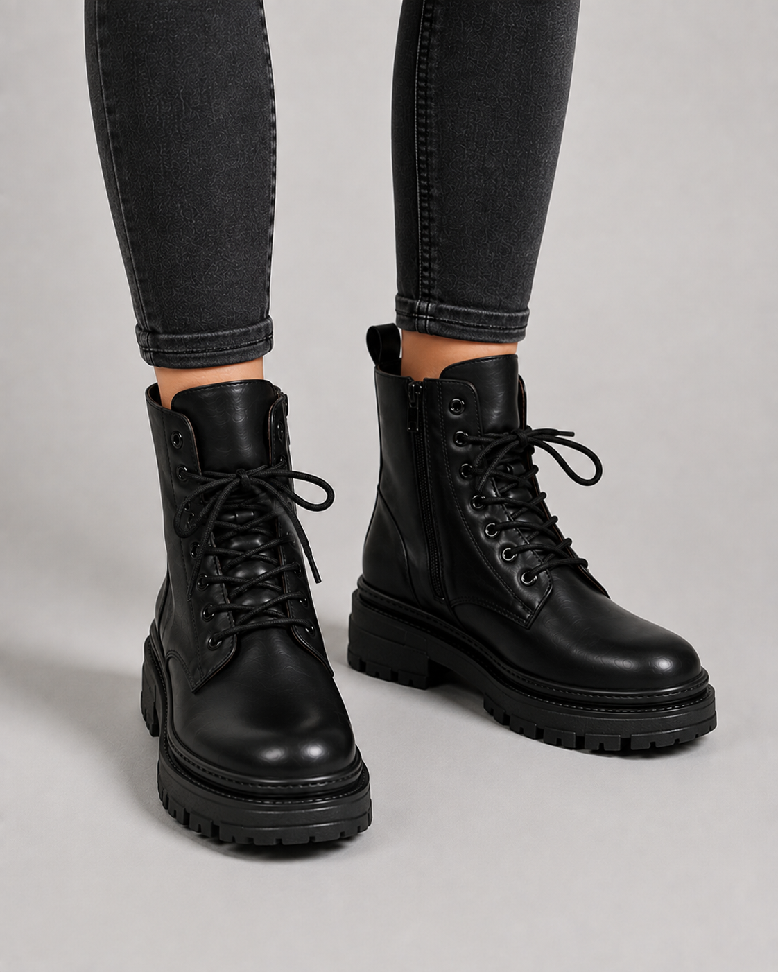 Roberta | Ankle Snow Boots with Lace-Up for Women