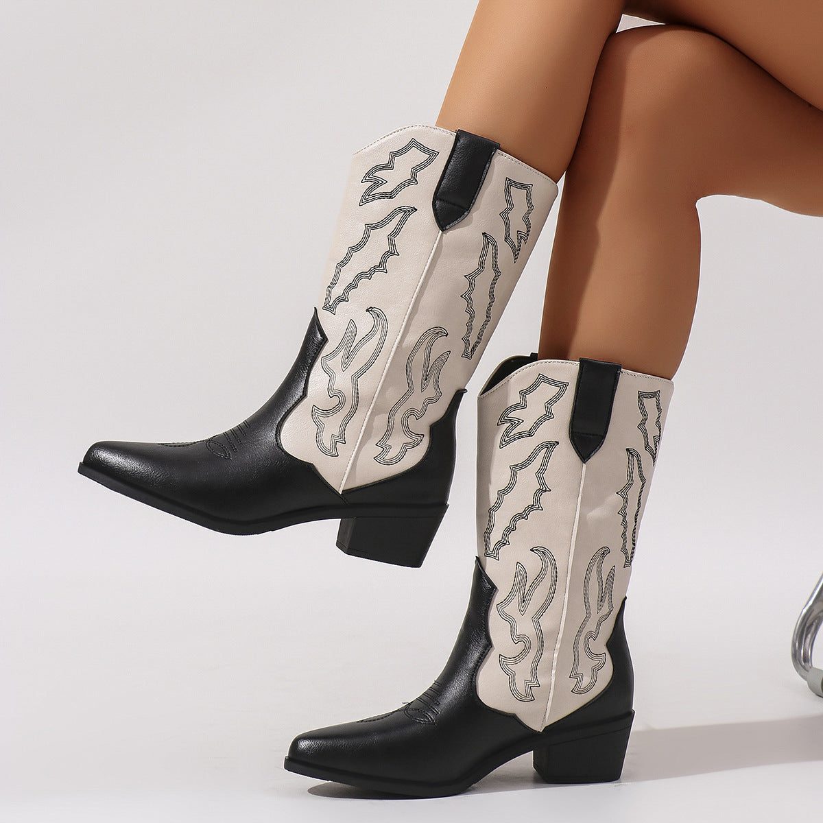 Ronja | Embroidered Western Boots with Block Heel for Women