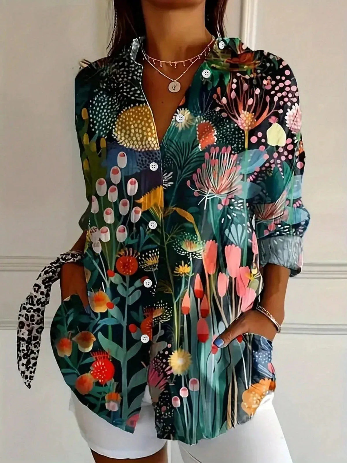 Saskia | Floral Blouse with Button-Down Front for Women